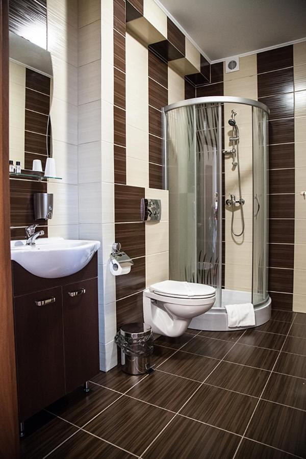 Hotel Stara Gorzelnia Licheń エクステリア 写真