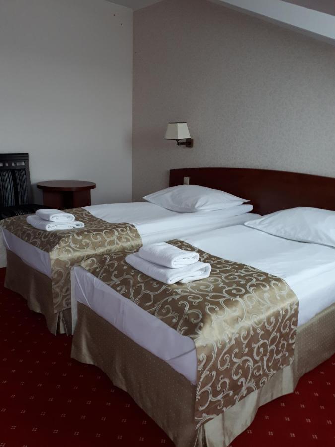 Hotel Stara Gorzelnia Licheń エクステリア 写真